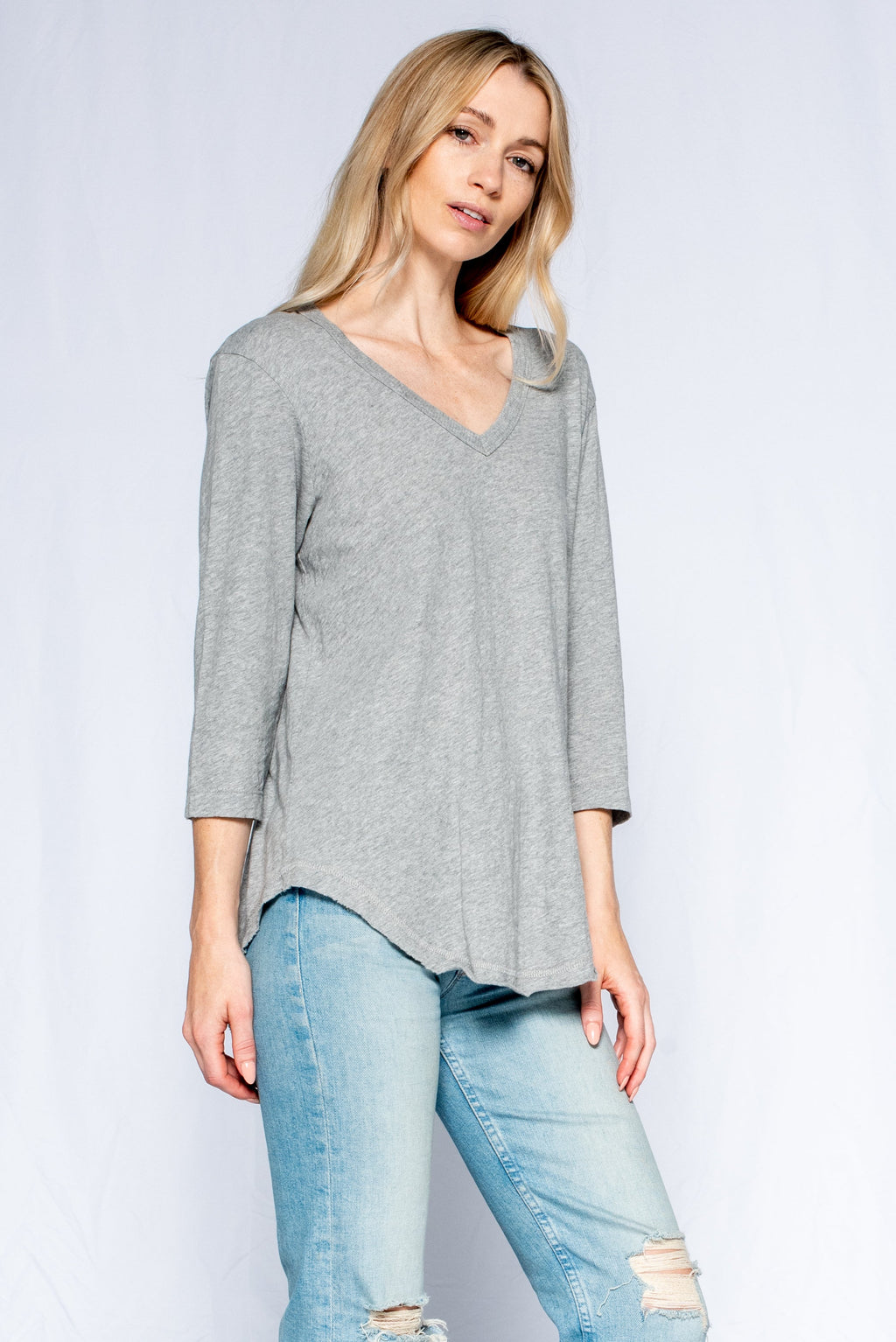 3/4 Sleeve V-Neck Shirttail